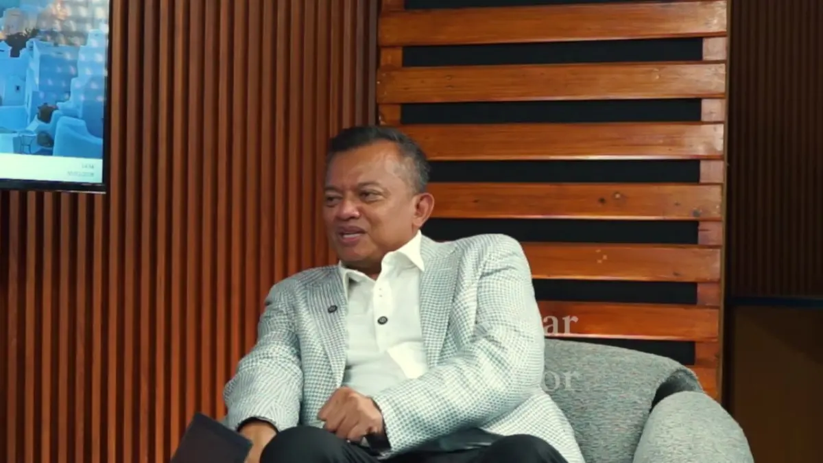 Berbagai keunggulan Bobibos dijelaskan Anggota DPR RI sekaligus Komisaris Utama PT Inti Sinergi Formula, Mulyadi di Graha Pena.  (Foto: Radar Bogor)
