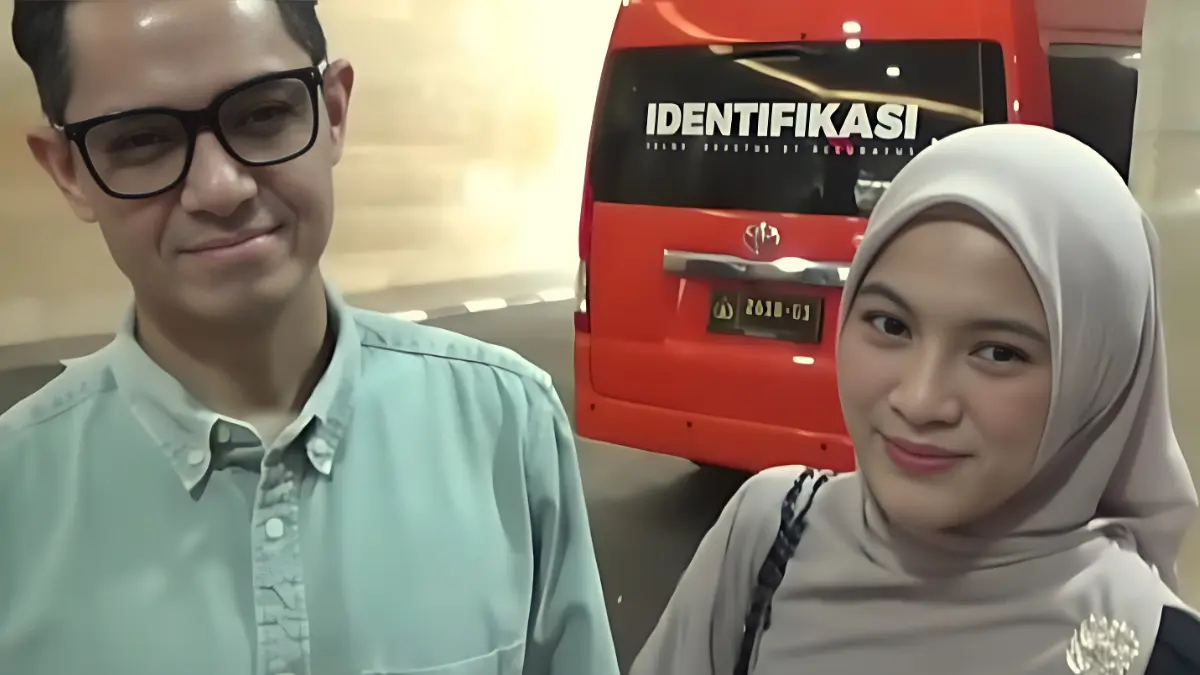 Pasangan artis Dude Harlino dan Alyssa Soebandono diperiksa Polisi soal kasus dugaan penipuan di PT DSI.