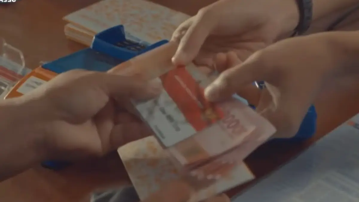 Ilustrasi pencairan saldo bantuan sosial (bansos). (Foto: Youtube Kemensos RI)