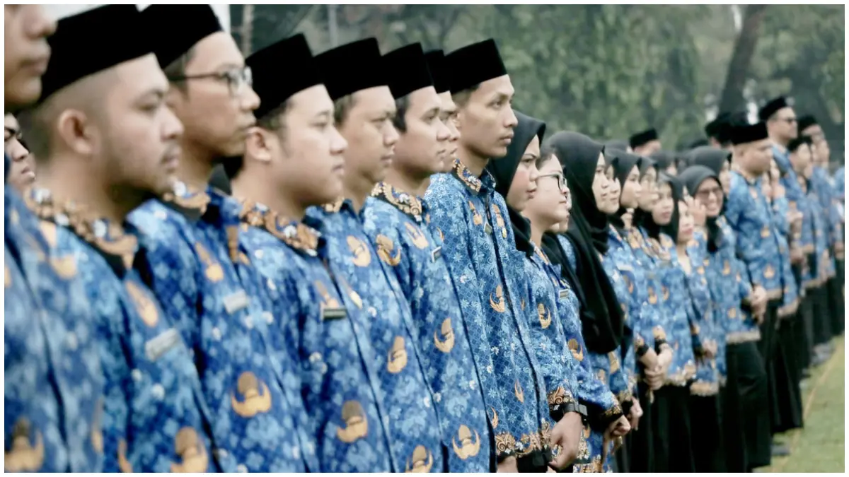 Sejumlah ASN Pemkab Bogor saat mengikuti kegiatan apel. WHF di lingkungan Pemkab Bogor diterapkan setiap hari Jumat. (Foto : Hendi Novian/Radar Bogor)