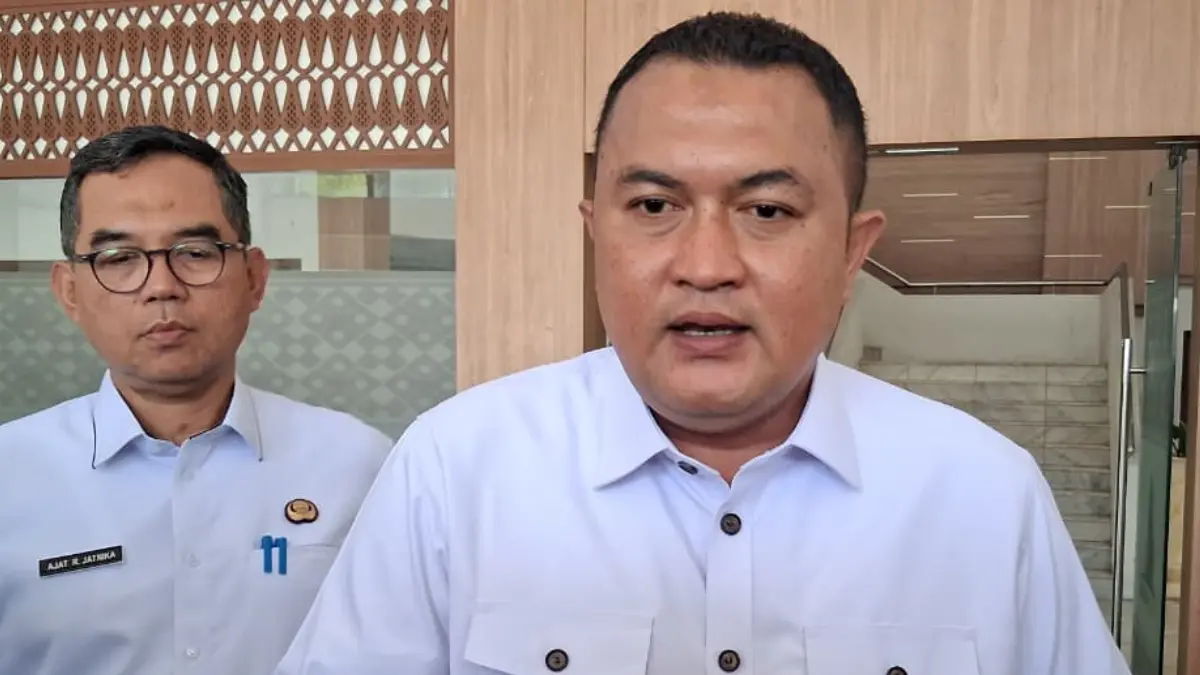 Bupati Bogor Rudy Susmanto saat menyampaikan keterangan. (Muhammad Ali/Radar Bogor)