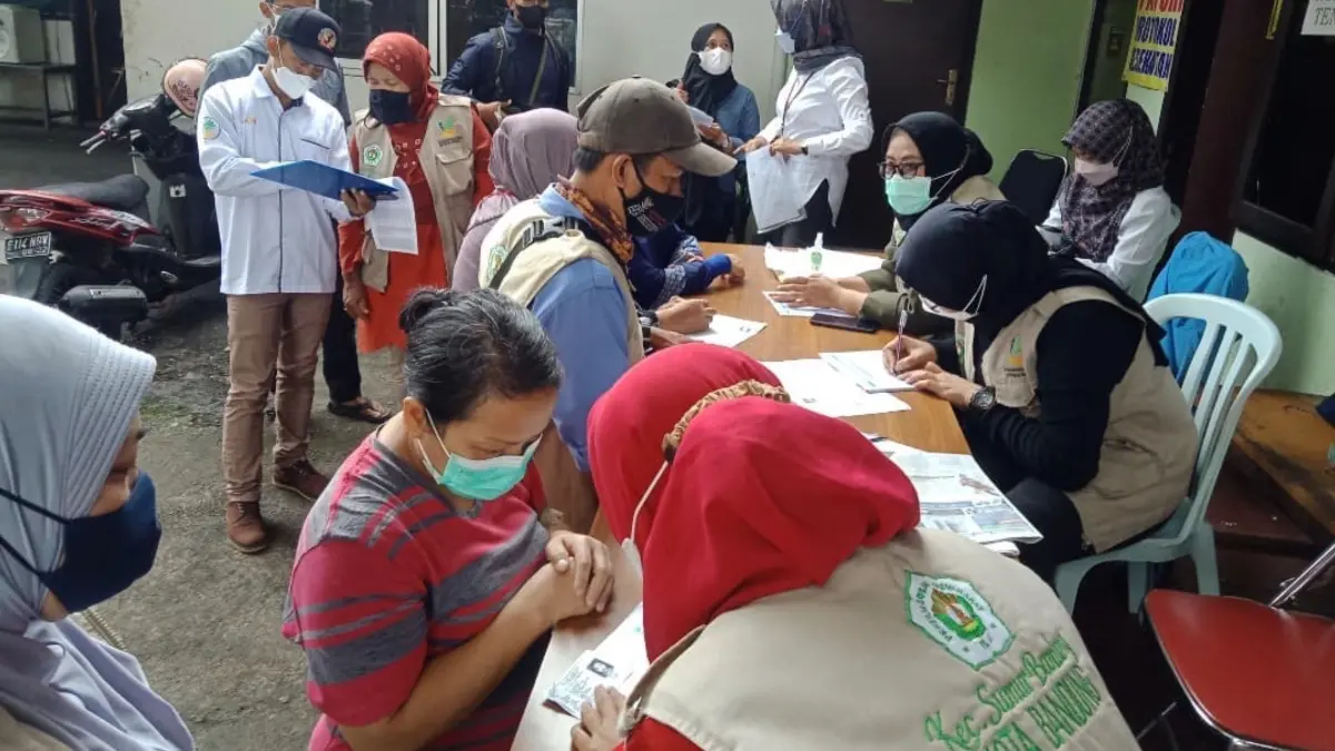 Ilustrasi Penyaluran Bansos PKH dan Sembako (Foto: Instagram @bdg.merdeka)