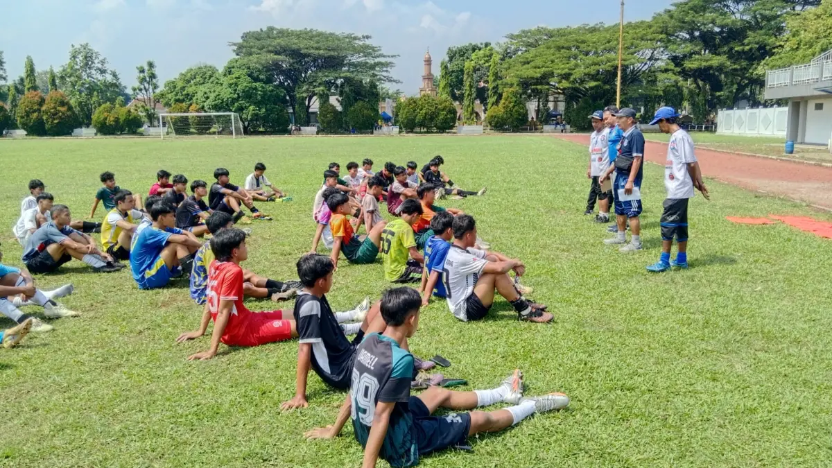 PSB Bogor menggelar seleksi pemain yang berlangsung di Stadion Elang Bondol, Semplak pada Rabu, 8 April 2026. Foto: Ruri/Radar Bogor)&nbsp;