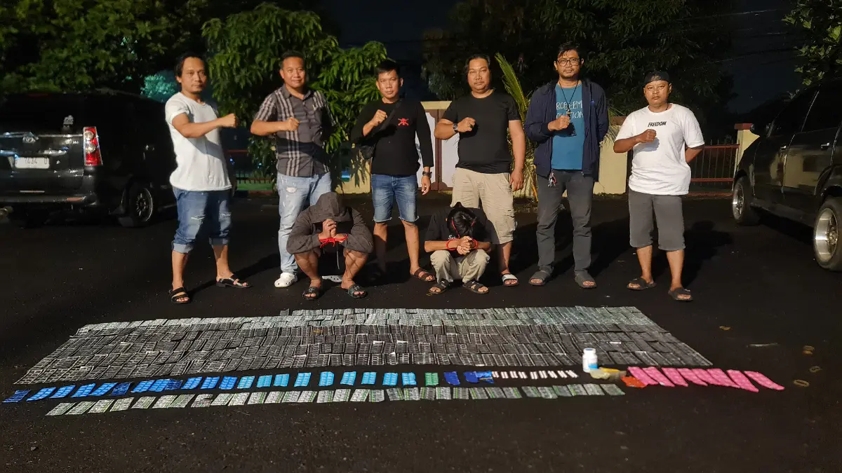 Polisi tangkap bandar dan kurir obat keras ilegal. Foto: Kaposlek Tajurhalang for Radar Bogor