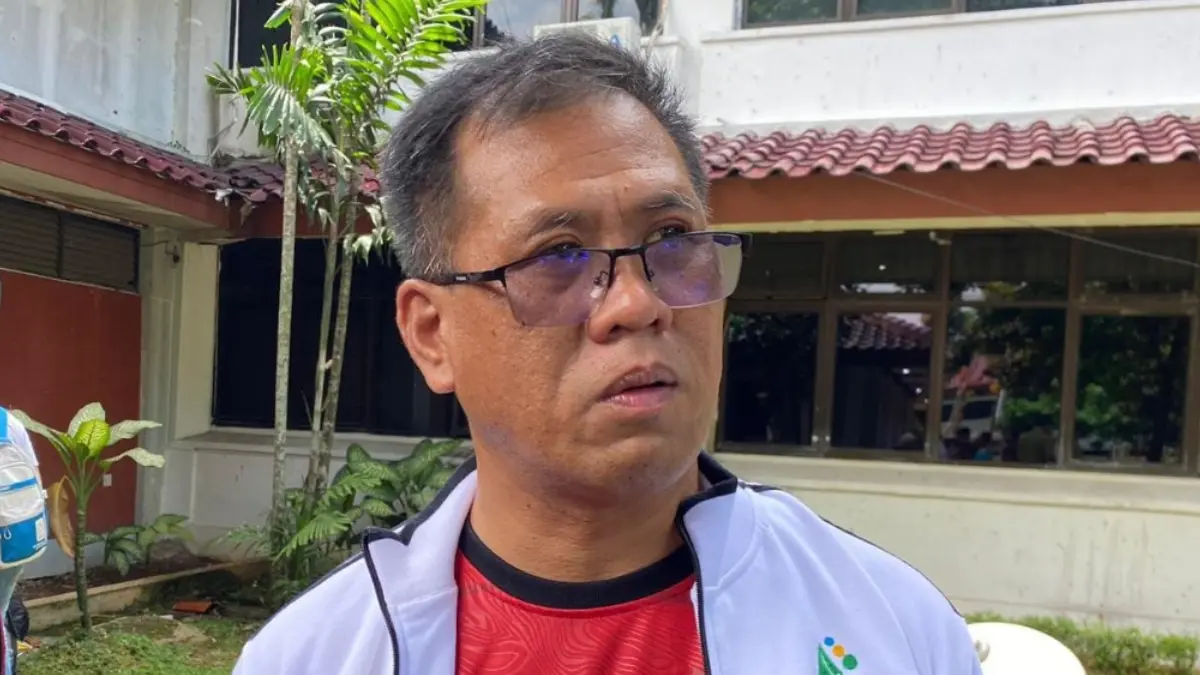 Kepala Dinas Pemuda dan Olah Raga (Dispora) Asnan AP saat menyampaikan keterangan. (Billy/Radar Bogor)
