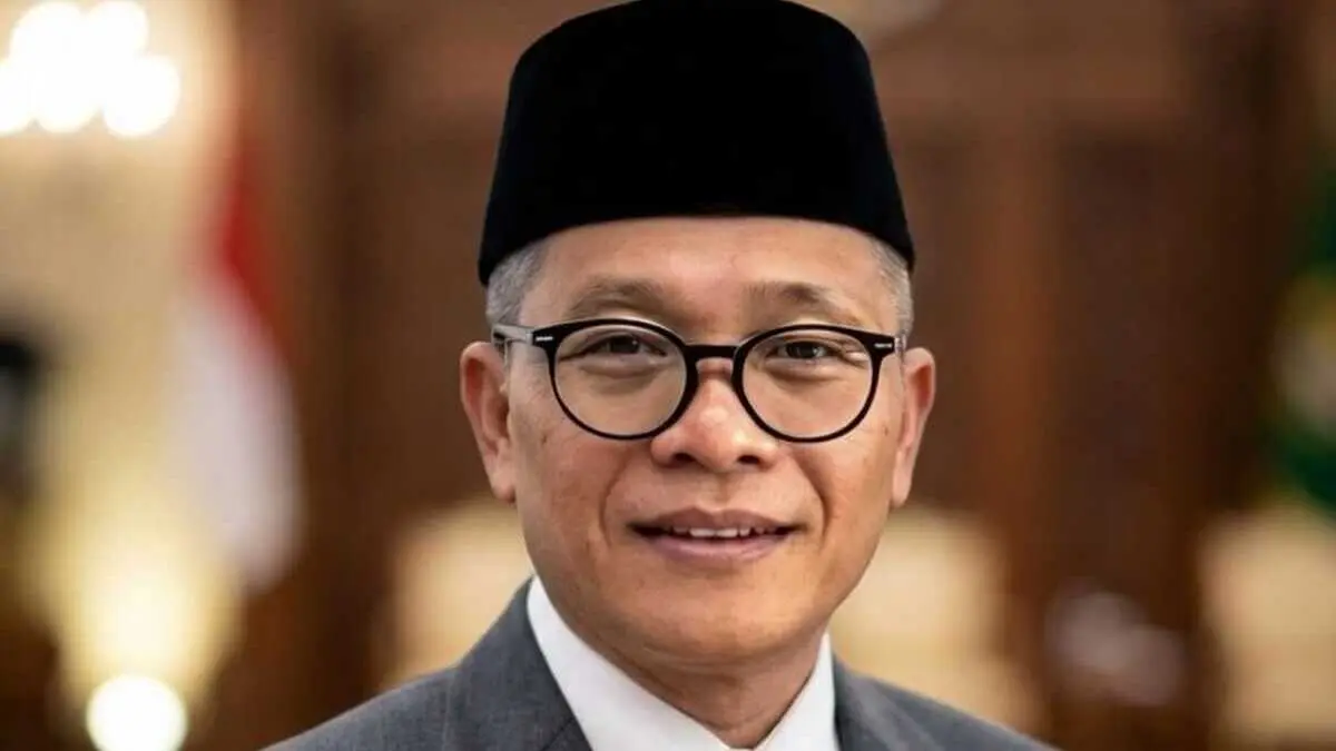 Kepala SMA YPHB Kota Bogor Joko Pitoyo umumkan pembukaan SPMB. Foto: SMA YPHB for Radar Bogor