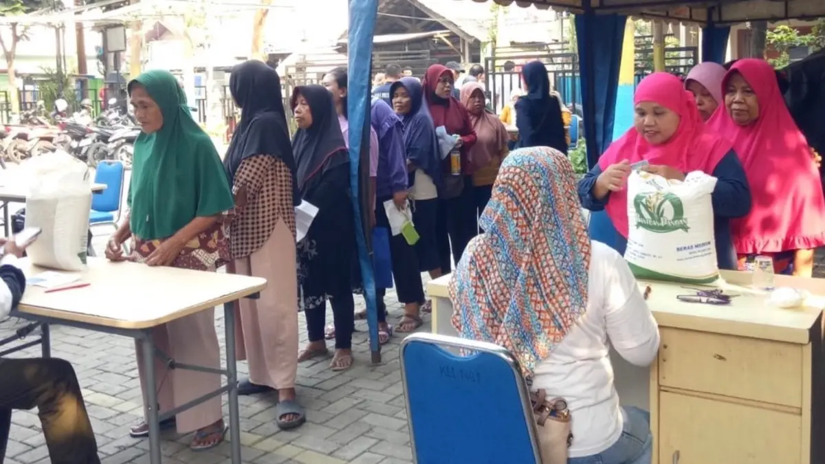 Ilustrasi Penyaluran Bansos PKH dan Sembako. (Foto: Instagram @neglasarikecamatan)