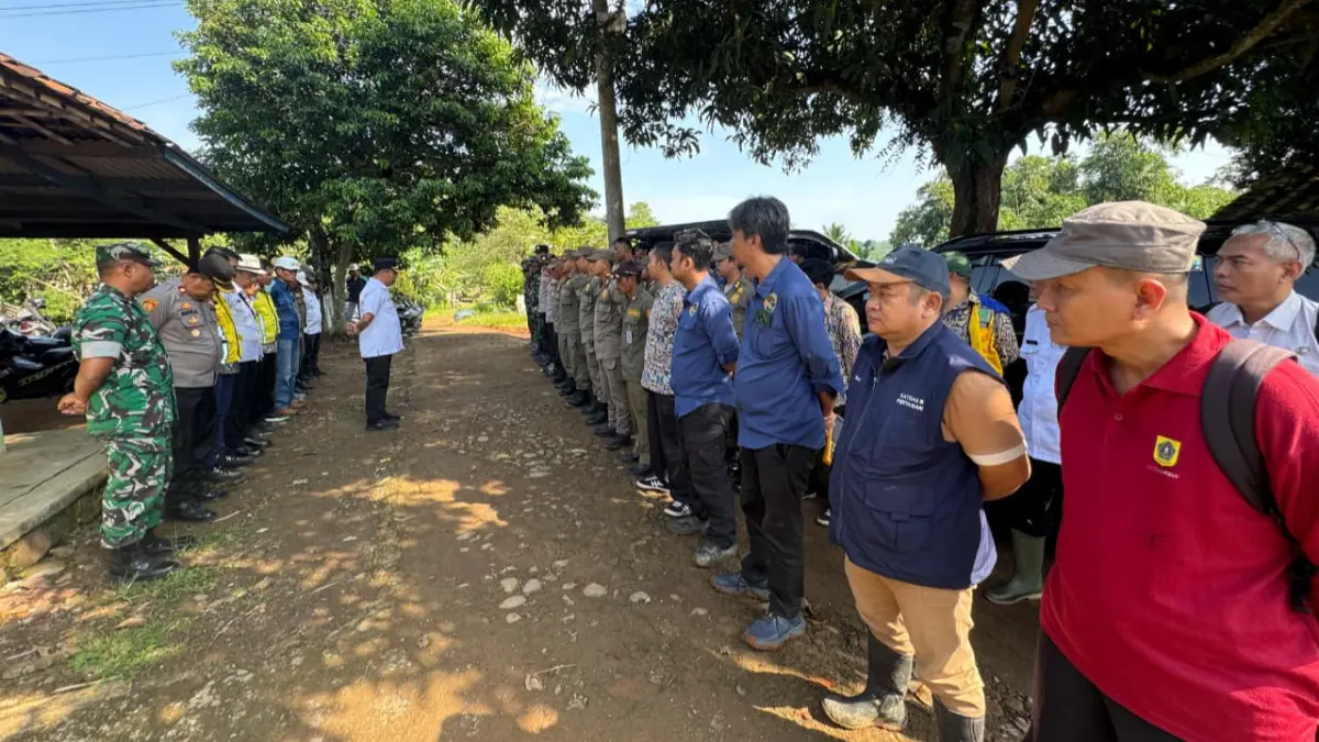 Apel pengamanan pembebasan lahan pembangunan Bendungan Cibeet Kabupaten Bogor. (Dok. Polsek Cariu)