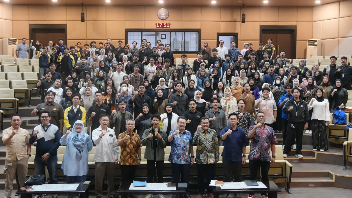 Dialog antara pimpinan IPB dengan mahasiswa tentang penyelesaian kasus yang viral di media sosial. (Dok. IPB)