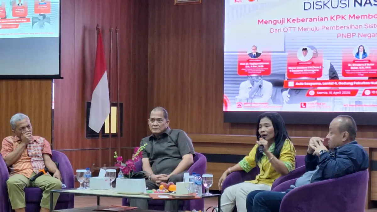 Diskusi nasional di Fakultas Hukum Universitas Pakuan (Unpak) menyoroti praktik mafia di Direktorat Jenderal Bea dan Cukai. Para pakar mendorong KPK melakukan pembersihan sistemik, tidak hanya melalui OTT. (Dede/Radar Bogor)