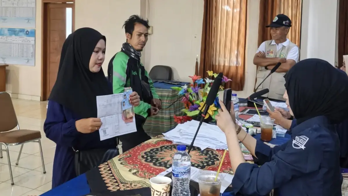 Ilustrasi Penyaluran Bansos PKH dan BPNT. Foto: Instagram @periuk_channel