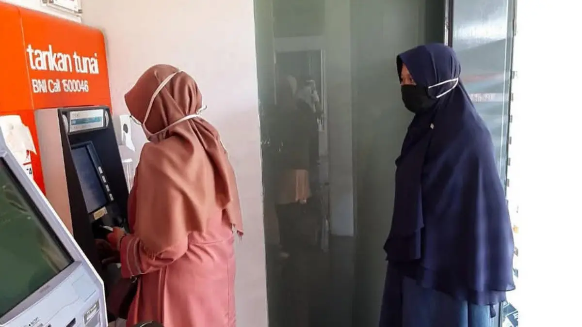 Ilustrasi pengecekan saldo bansos PKH BPNT tahap 2. (Foto: Instagram @pkhbanjarsari)