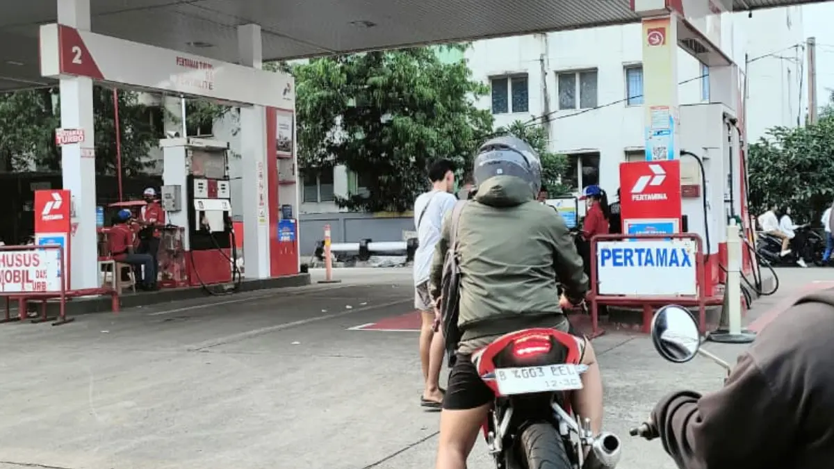 Suasana SPBU di kawasan Cilodong Kota Depok Minggu, 19 April 2026. (Fajar/Radar Bogor)