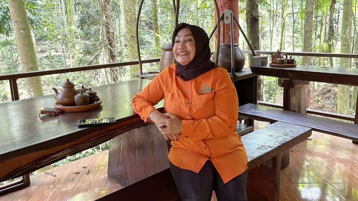 Pemilik Hutan Organik Megamendung, Kabupaten Bogor Rosita.(Dzikri/Radar Bogor)