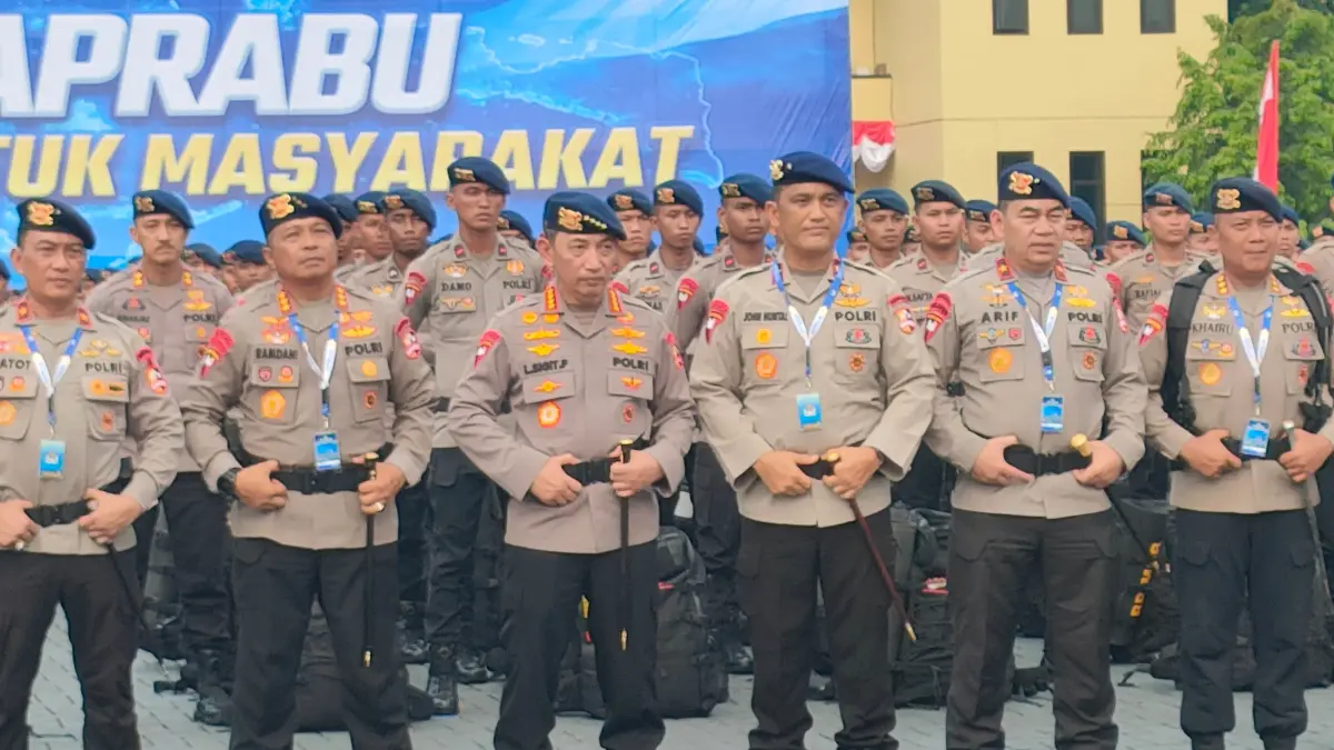 Kapolri Jenderal Listyo Sigit Prabowo membuka Rakernis Korps Brimob Polri di Lapangan Mako Brimob Polri, Depok, Selasa, 21 April 2026. (Fajar/Radar Bogor)