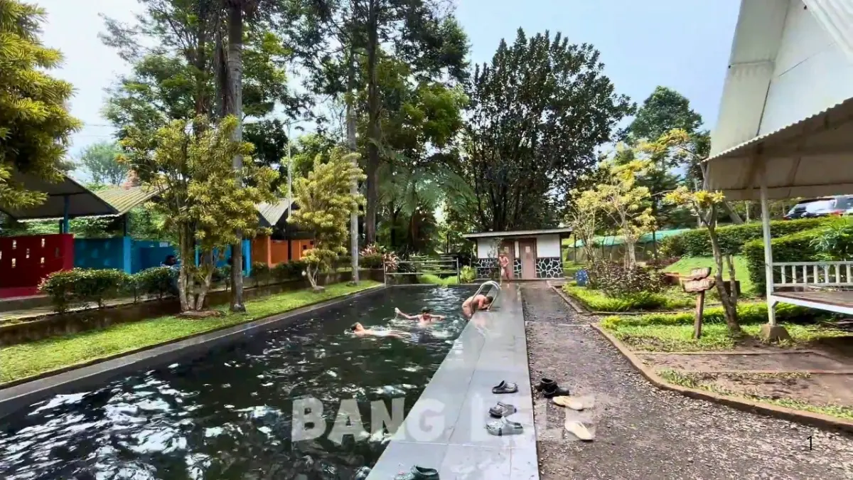 Kolam Mata Air Ciburial Puncak, Bogor. (Foto: Tangkapan Layar YouTube Bang Lele)