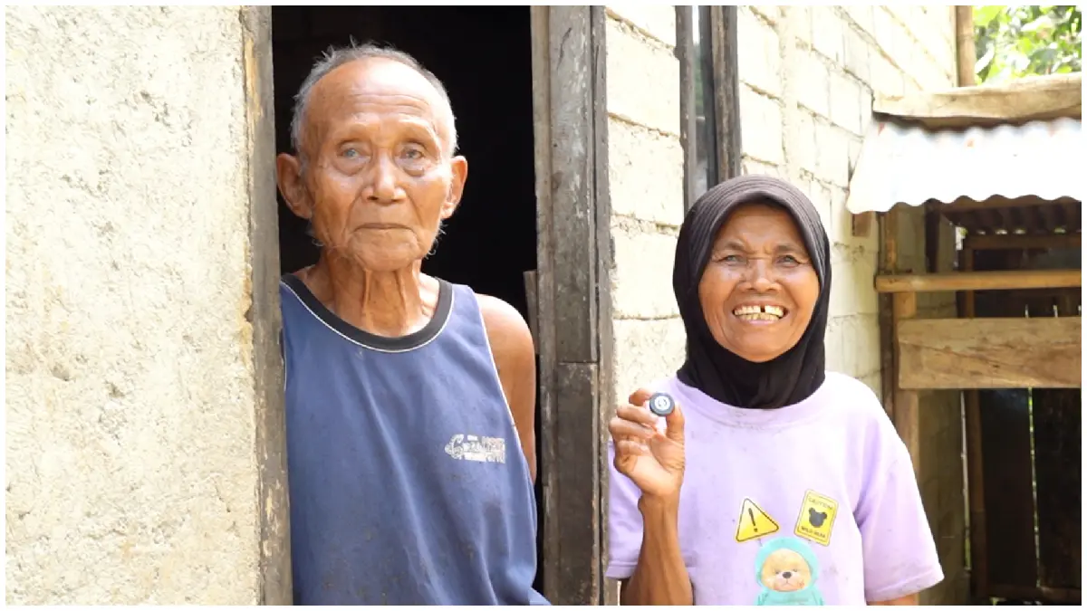 Samini, nenek 70 tahun di Sragen yang berharap cucuknya meraih masa depan lebih baik dari Sekolah Rakyat.