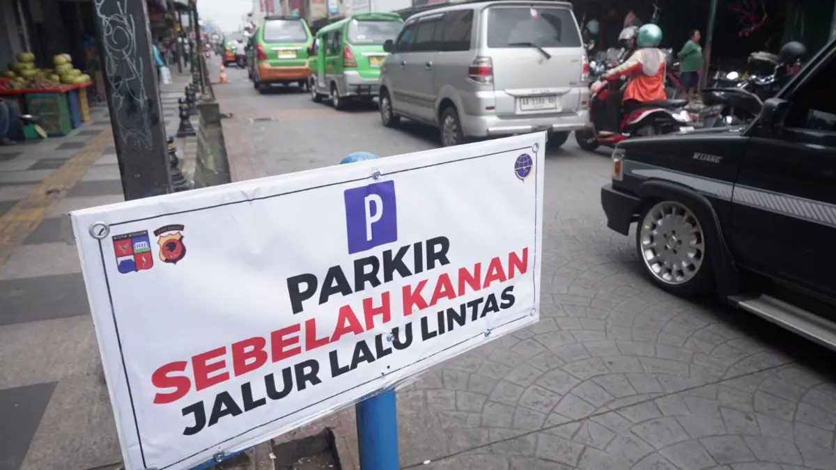 Uji coba perkiran di sebelah kanan Jalan suryakencana Bogor, Rabu, 22 April 2026. Foto: Sofiansyah/Radar Bogor