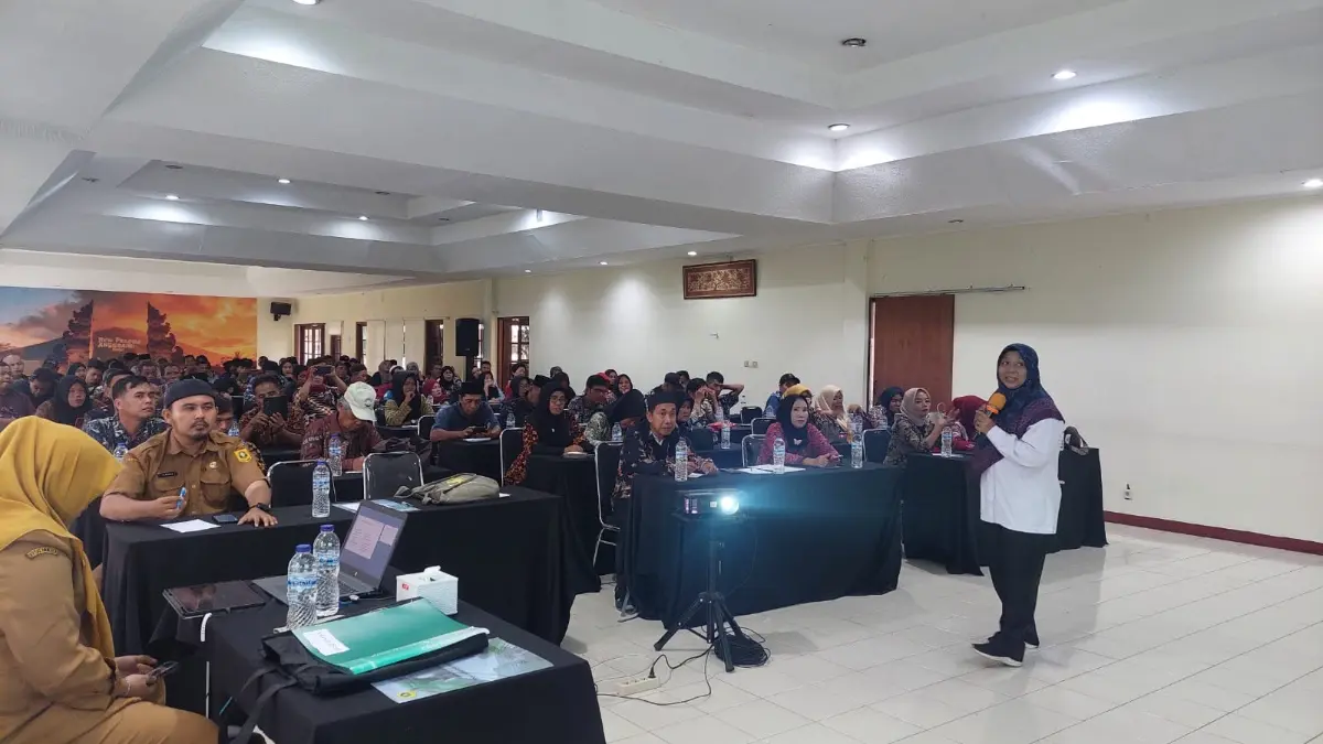 Bimtek pengelolaan arsip keluarga di Hotel Peson Anggraini, Kecamatan Cisarua, Kabupaten Bogor. Foto: Diskominfo for Radar Bogor
