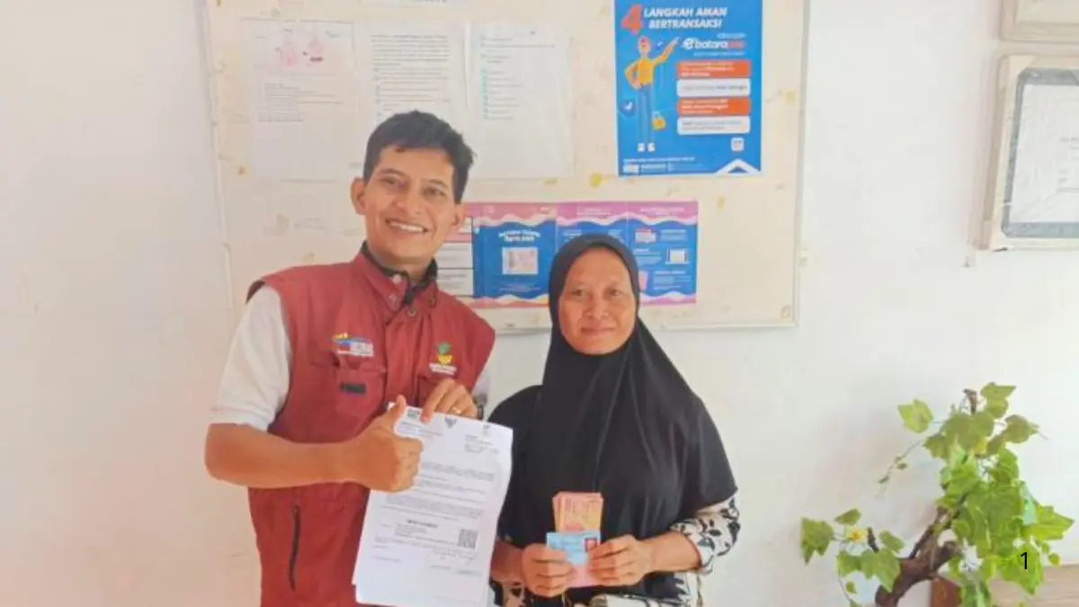 Ilustrasi penyaluran bansos kepada KPM desil bawah. (Foto: desatepus.gunungkidulkab.go.id/)