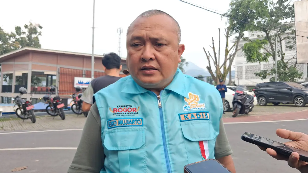 Kepala Disperkim Kabupaten Bogor Eko Mujiarto saat memberikan keterangan kepada Radar Bogor. Foto: Muhammad Ali/Radar Bogor