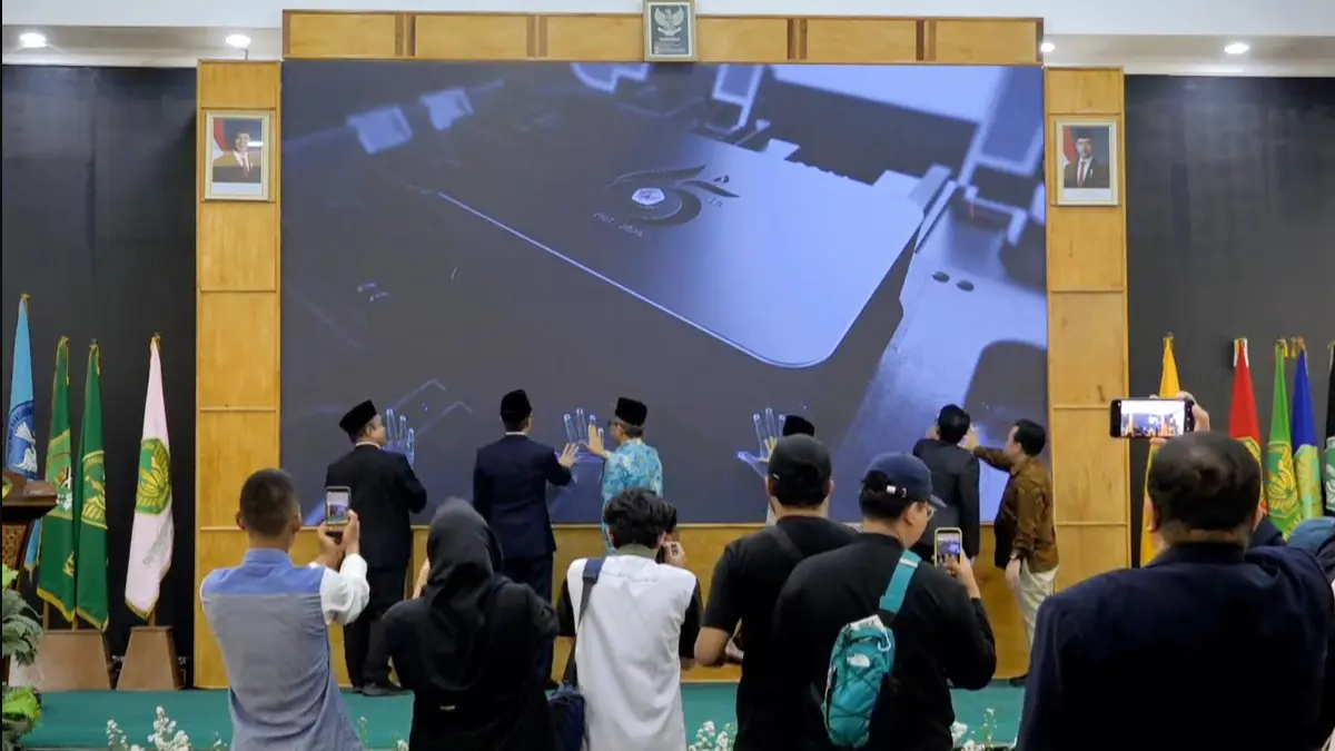 Milad ke-65 UIKA Bogor meluncurkan 5 program beasiswa unggulan.(Muhammad Ali/Radar Bogor)