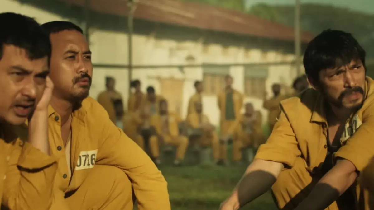 Salah satu adegan dalam film Ghost in The Cell.