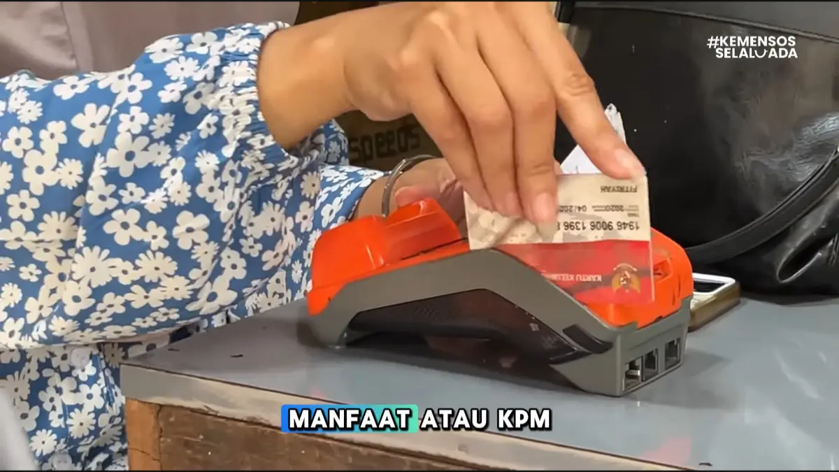 Ilustrasi pengecekan saldo bansos. (Foto: YouTube Kemensos RI)