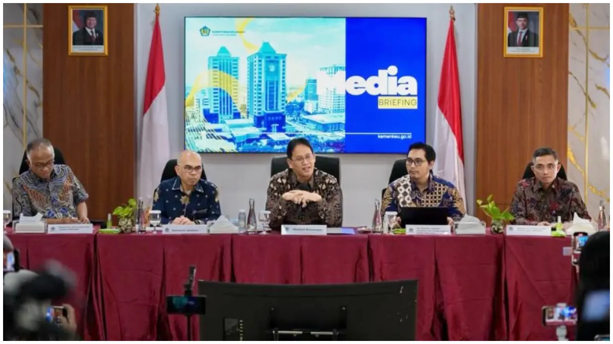 Menkeu Purbaya dalam media briefing di Jakarta, Jumat 24 April 2026. Ia menegaskan bahwa APBN saat ini tetap kuat.