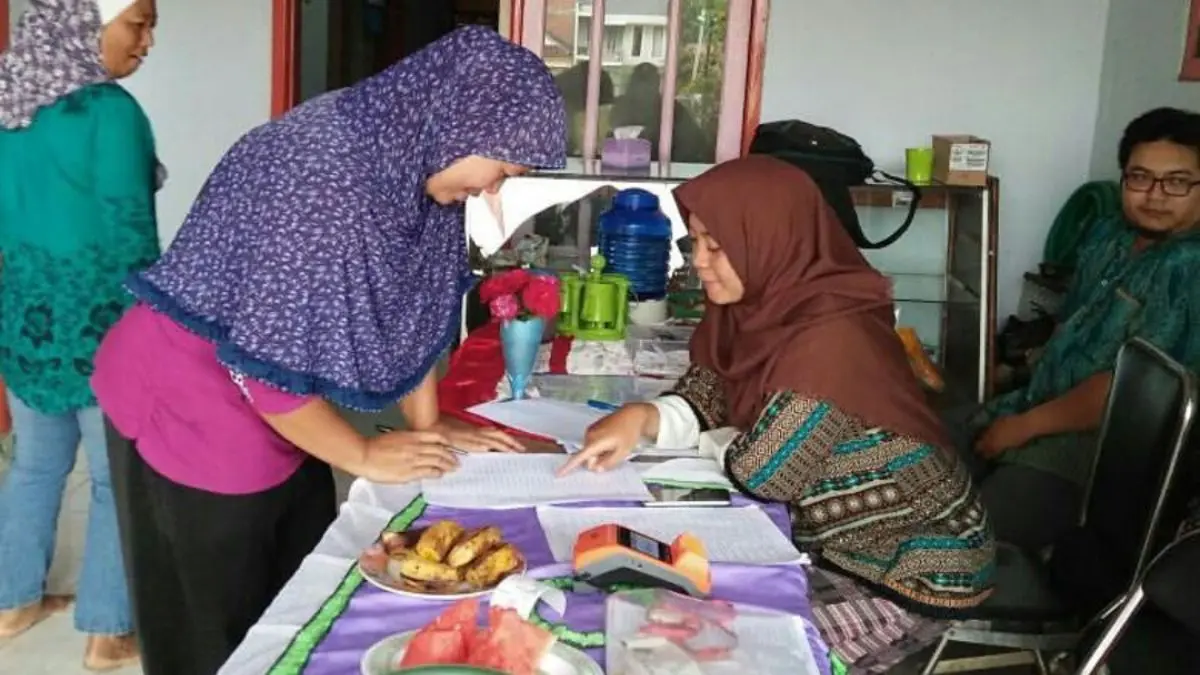 Ilustrasi KPM mengambil bansos PKH BPNT tahap 2. (Foto: Instagram @pkhkotamalang)