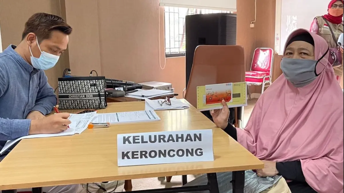 Ilustrasi Penyaluran Bansos PKH dan BPNT (Foto: Instagram @kecamatanjatiuwung)