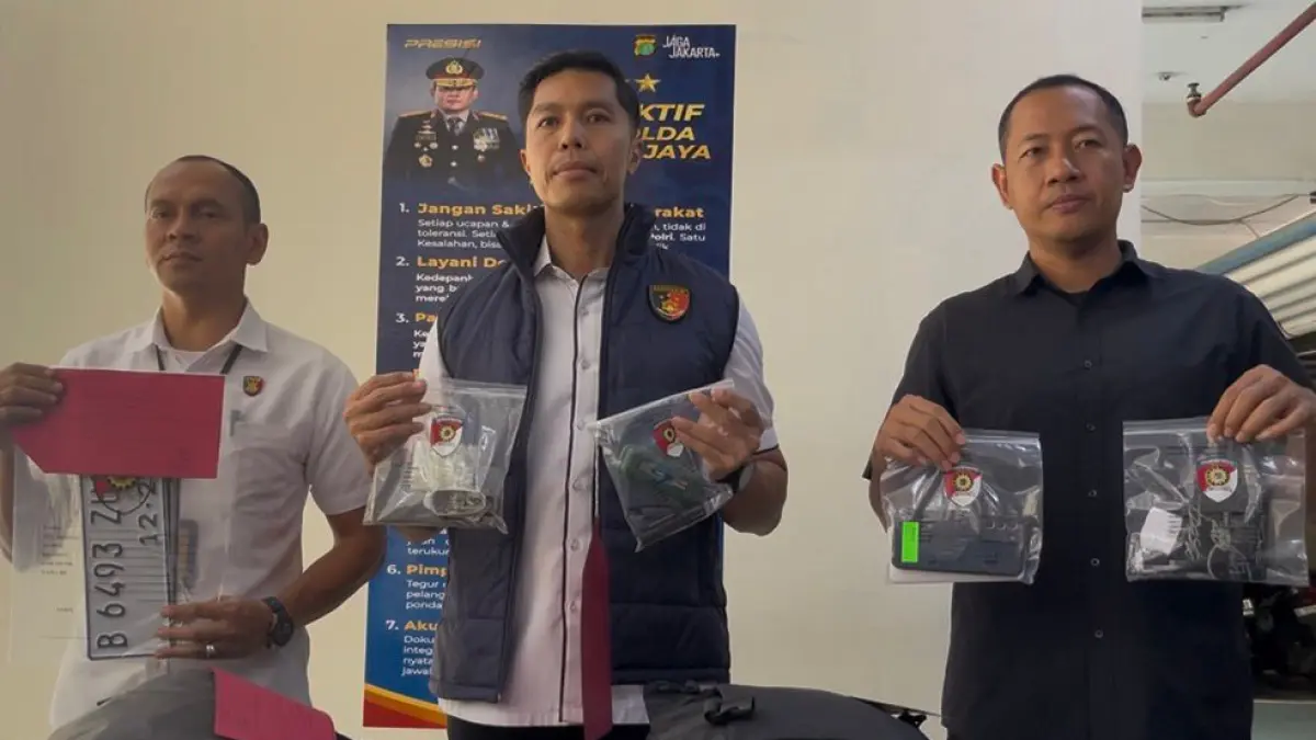 Polres Metro Depok rilis kasus penangkapan pelaku pecah kaca mobil, (Foto : Kasi Humas Polres Metro Depok for Radar Bogor)