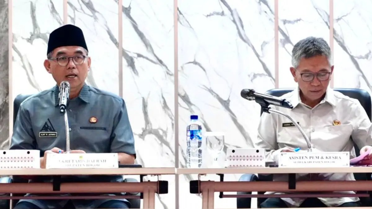Sekda Kabupaten Bogor, Ajat Rochmat Jatnika saat memimpin Rapat HJB ke-544 dan Idul Adha 1447 Hijriah di Cibinong, Kabupaten Bogor, Selasa 28 April 2026. (Diskominfo Kabupaten Bogor)