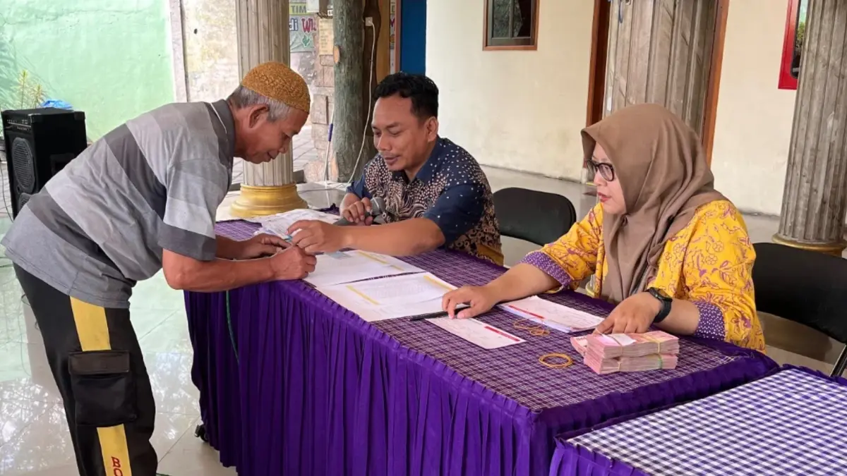 Ilustrasi Penyaluran Bansos PKH dan BPNT. (Foto: Instagram @pemdessambibulu)
