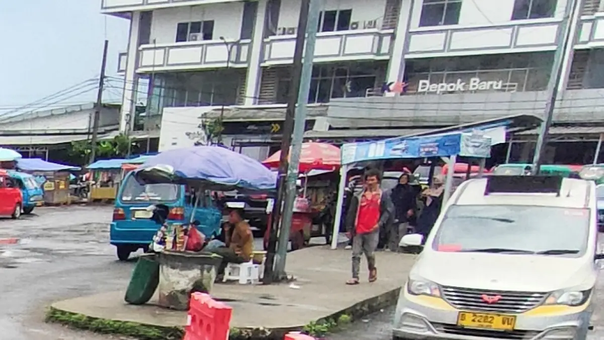 Angkot AC D10 A Depok bakal berhenti beroperasi mulai Sabtu, 2 Mei 2026. (Fajar/ Radar Bogor)