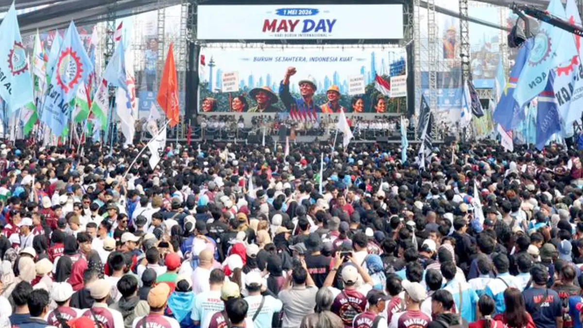 Buruh dari berbagai daerah memadati kawasan Monas, Jakarta dalam rangka Hari Buruh Internasional atau May Day 2026, Jumat, 1 Mei 2026. (Dok. Bakom RI)