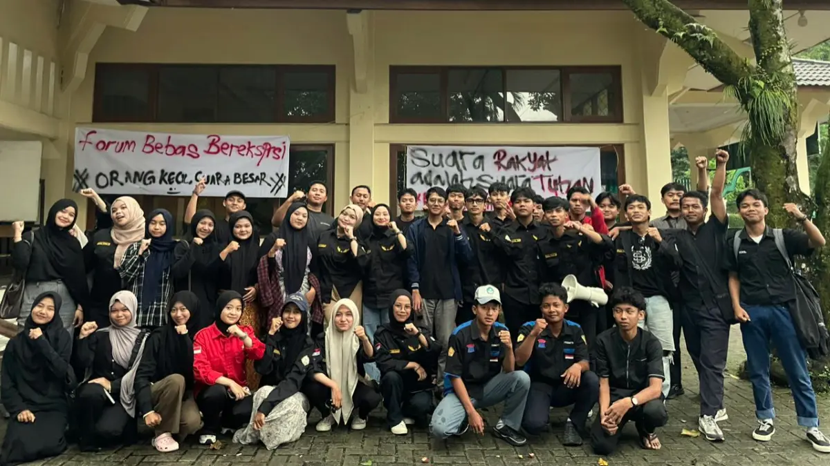 DEMA INAIS menggelar kegiatan reflektif dalam rangka memperingati Hari Buruh Internasional dan Hari Pendidikan Nasional pada Jumat, 01 Mei 2026.