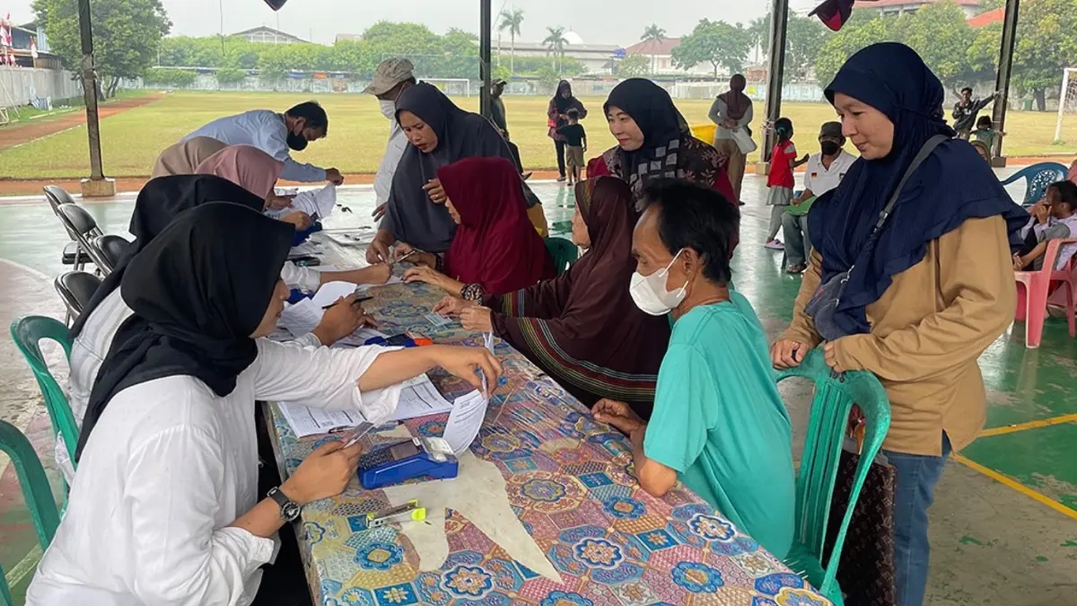 Ilustrasi Penyaluran Bansos PKH dan BPNT. Foto: Instagram @kelurahansemanan