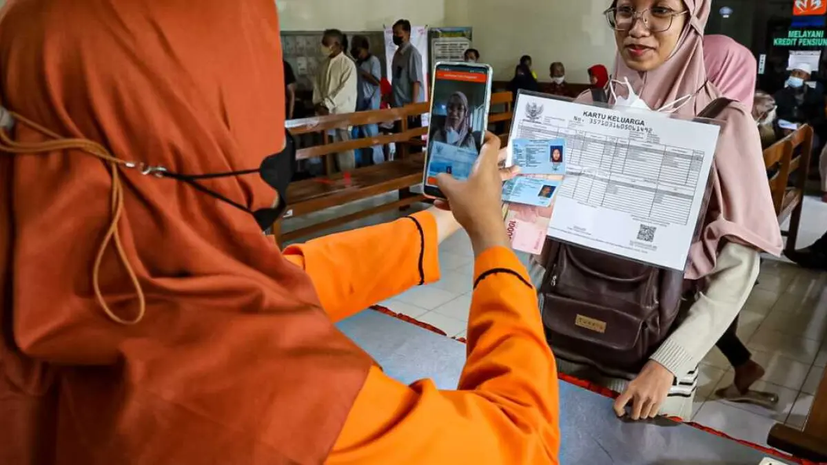 Ilustrasi KPM yang terima bansos. (Foto: diskominfo.kedirikota.go.id)