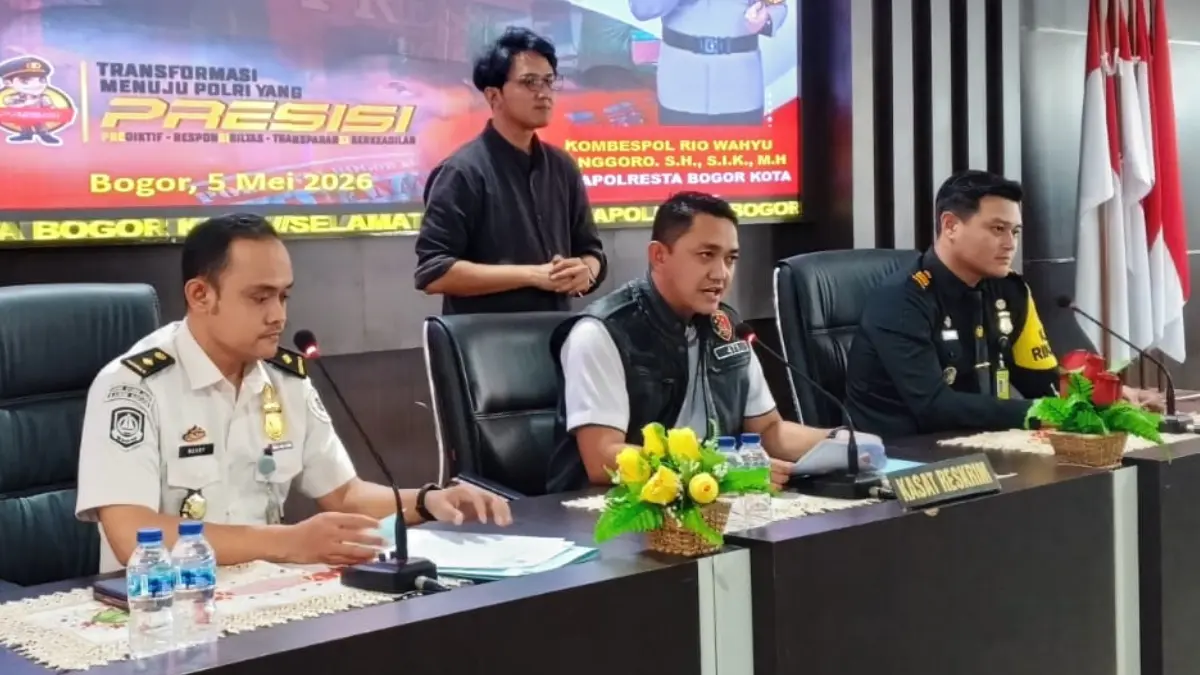 Polresta Bogor Kota melakukan konferensi pers kasus pencurian yang melibatkan WNA  di Rancamaya. (Fikri/Radar Bogor)