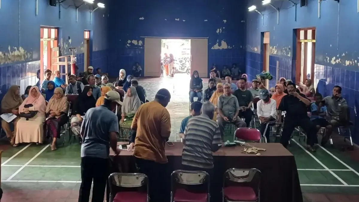 Ilustrasi pendistribusian bansos kepada KPM. (Foto: Instagram @desagagaksipat)