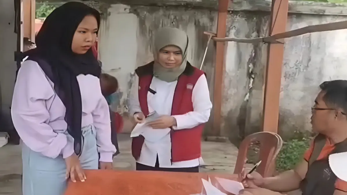 Ilustrasi penyaluran bansos diterima KPM. (Foto: Instagram @kemensosri)