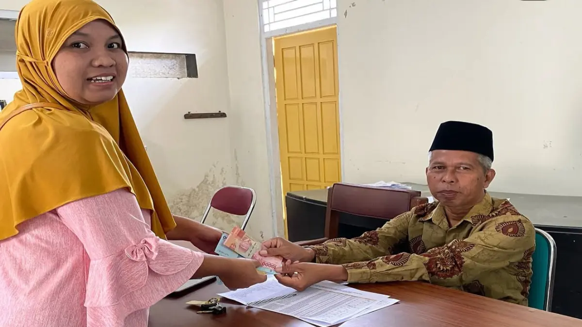 Ilustrasi akhirnya KPM menerima pencairan bansos. (Foto: Instagram @gunungpring.muntilan)