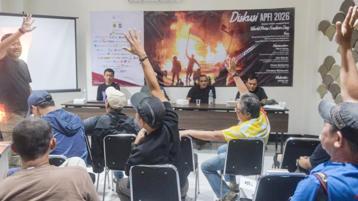 Pewarta Foto Indonesia (PFI) membedah foto Anugerah Pewarta Foto Indonesia (APFI) 2026, Sabtu, 9 Mei 2026. (Dok. PFI)