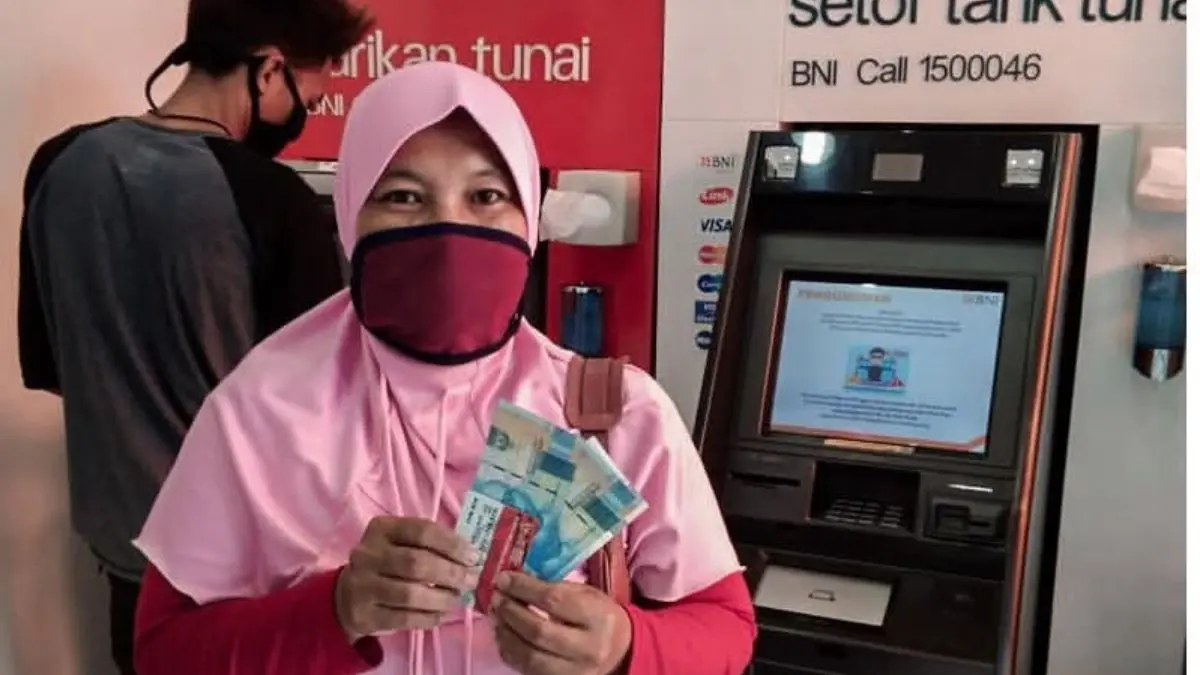 Ilustrasi pencairan bansos PKH BPNT. Foto: Instagram @pkhbanjarsari