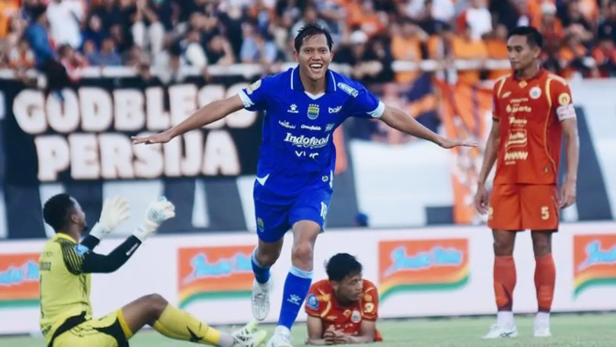 Persib mengalahkan Persija&nbsp;dengan skor 2-1 pada laga pekan ke-32 Super League 2025/2026 di Stadion Segiri, Minggu 10 Mei 2026. (Dok. Persib)
