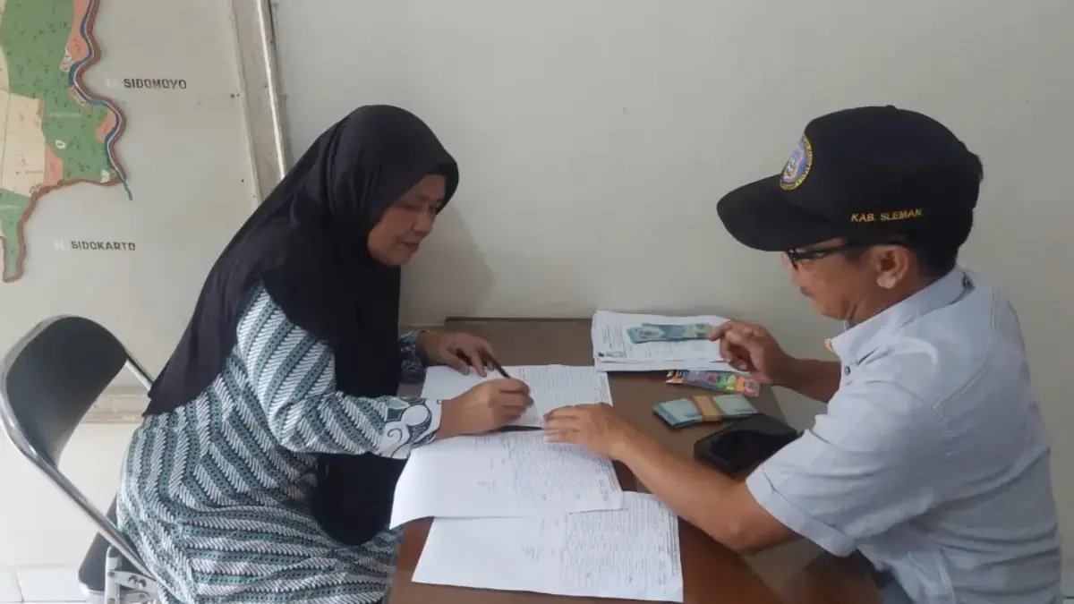 Ilustrasi penyaluran bansos PKH dan BPNT. (Foto: Instagram @margoluwih)