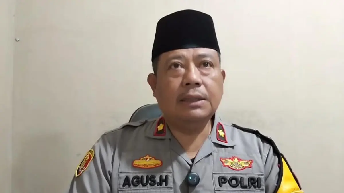 Kapolsek Cariu Kompol Agus Hidayat saat menyampaikan keterangan. (Muhammad Ali/Radar Bogor)