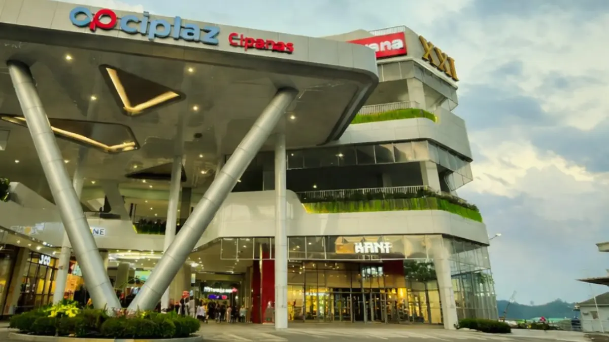 City Plaza Cipanas jadi salah satu rekomendasi tempat belanja di Cianjur. (Instagram @ciplaz_cipanas)