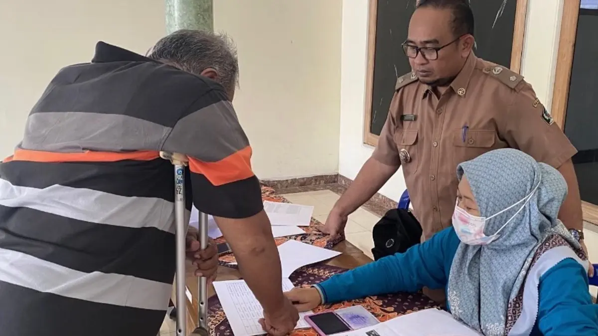 Ilustrasi penyaluran bansos PKH dan BPNT. (Foto: Instagram @pemdes.purworejo)